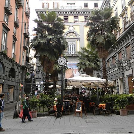 Casa Vacanze Napoli Centro Carmen & Sara المظهر الخارجي الصورة