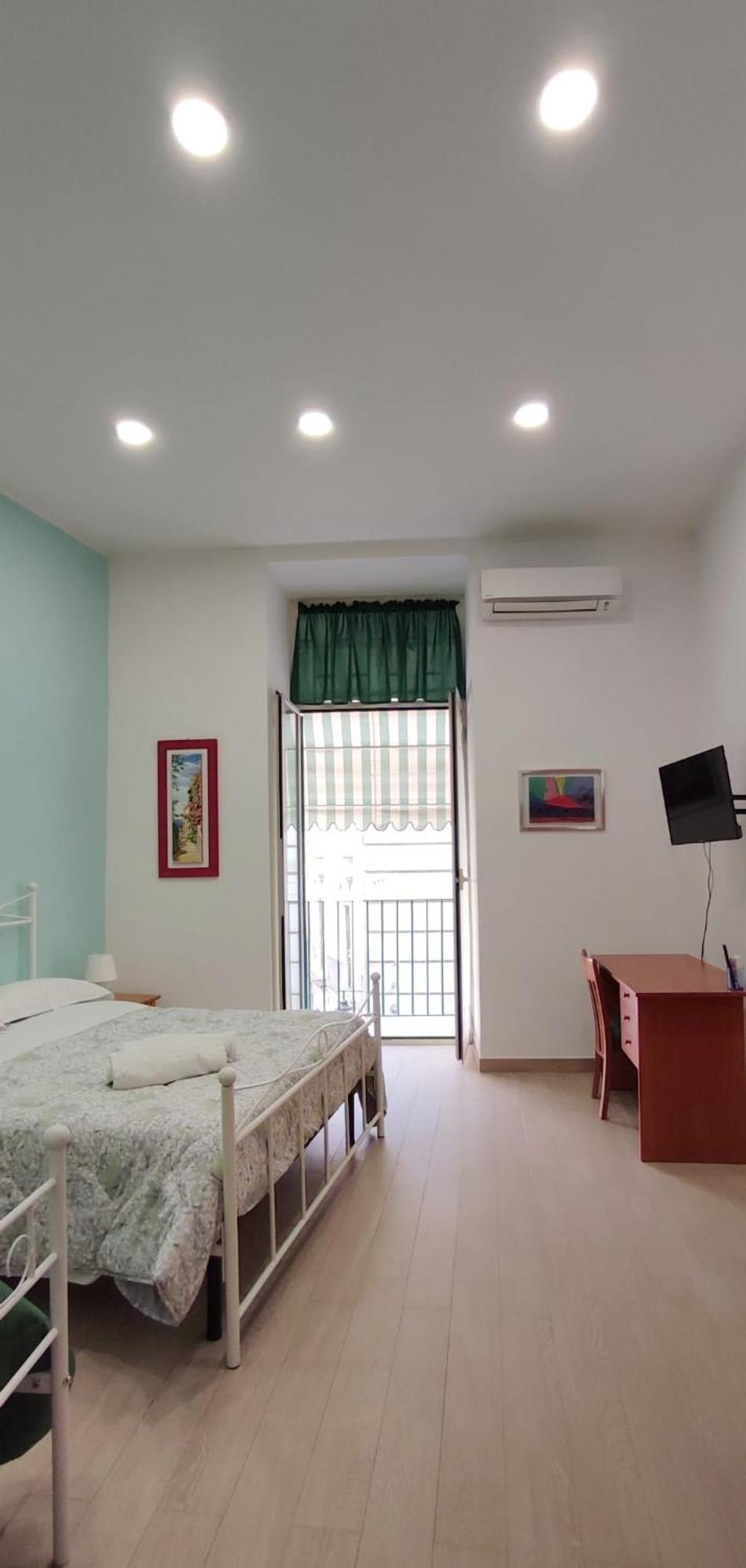 Casa Vacanze Napoli Centro Carmen & Sara المظهر الخارجي الصورة