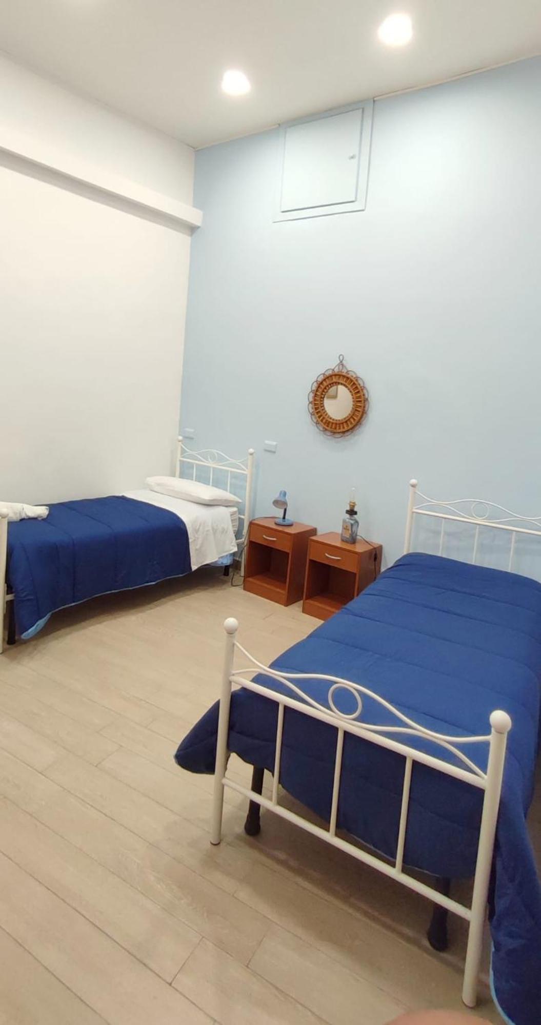 Casa Vacanze Napoli Centro Carmen & Sara المظهر الخارجي الصورة